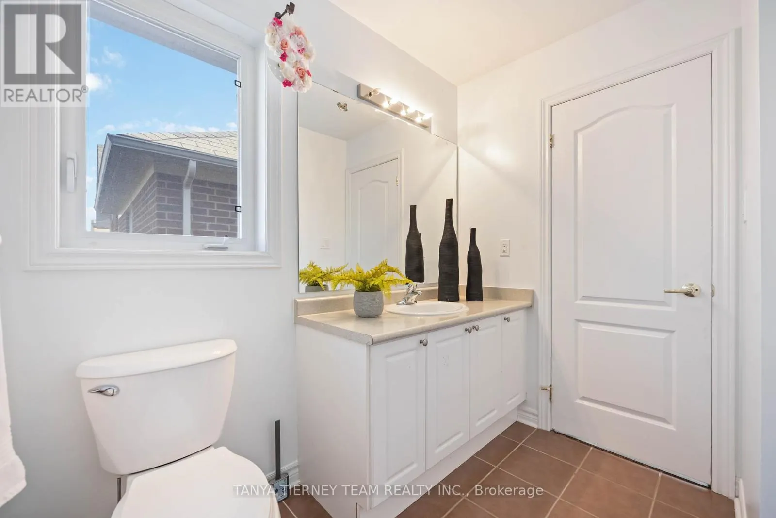 19 ELLERBY COURT