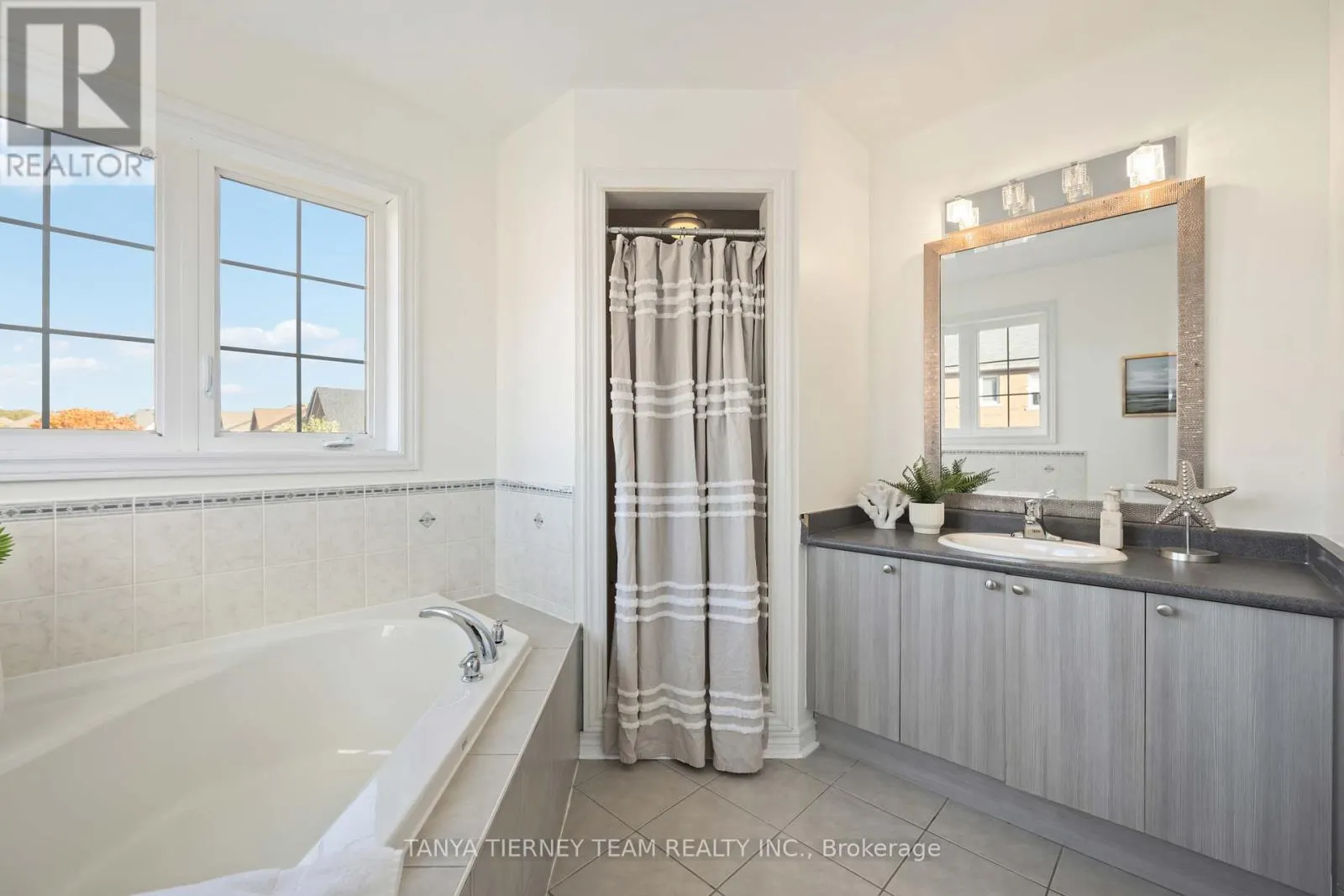 19 ELLERBY COURT