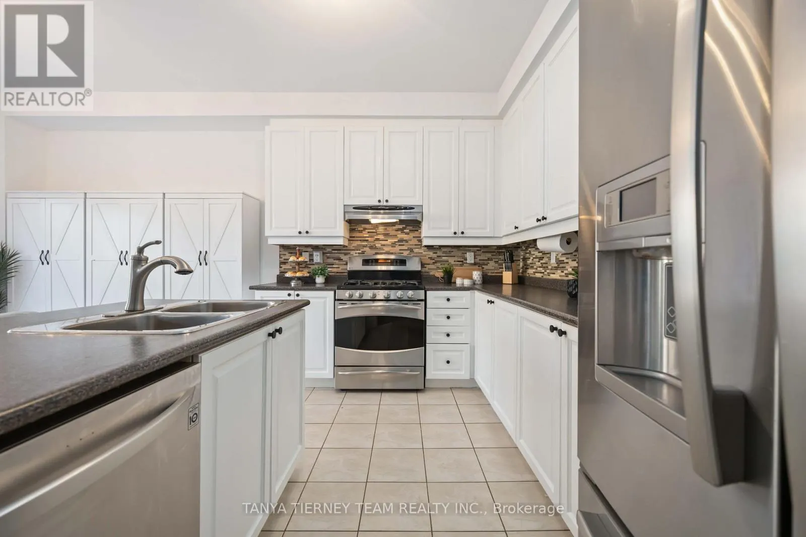 19 ELLERBY COURT