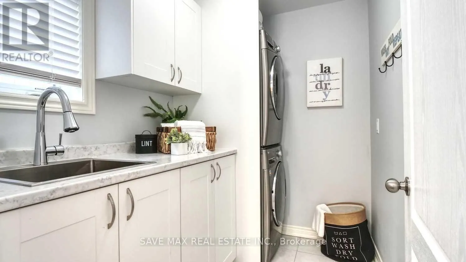 18 BRUCE CAMERON DRIVE