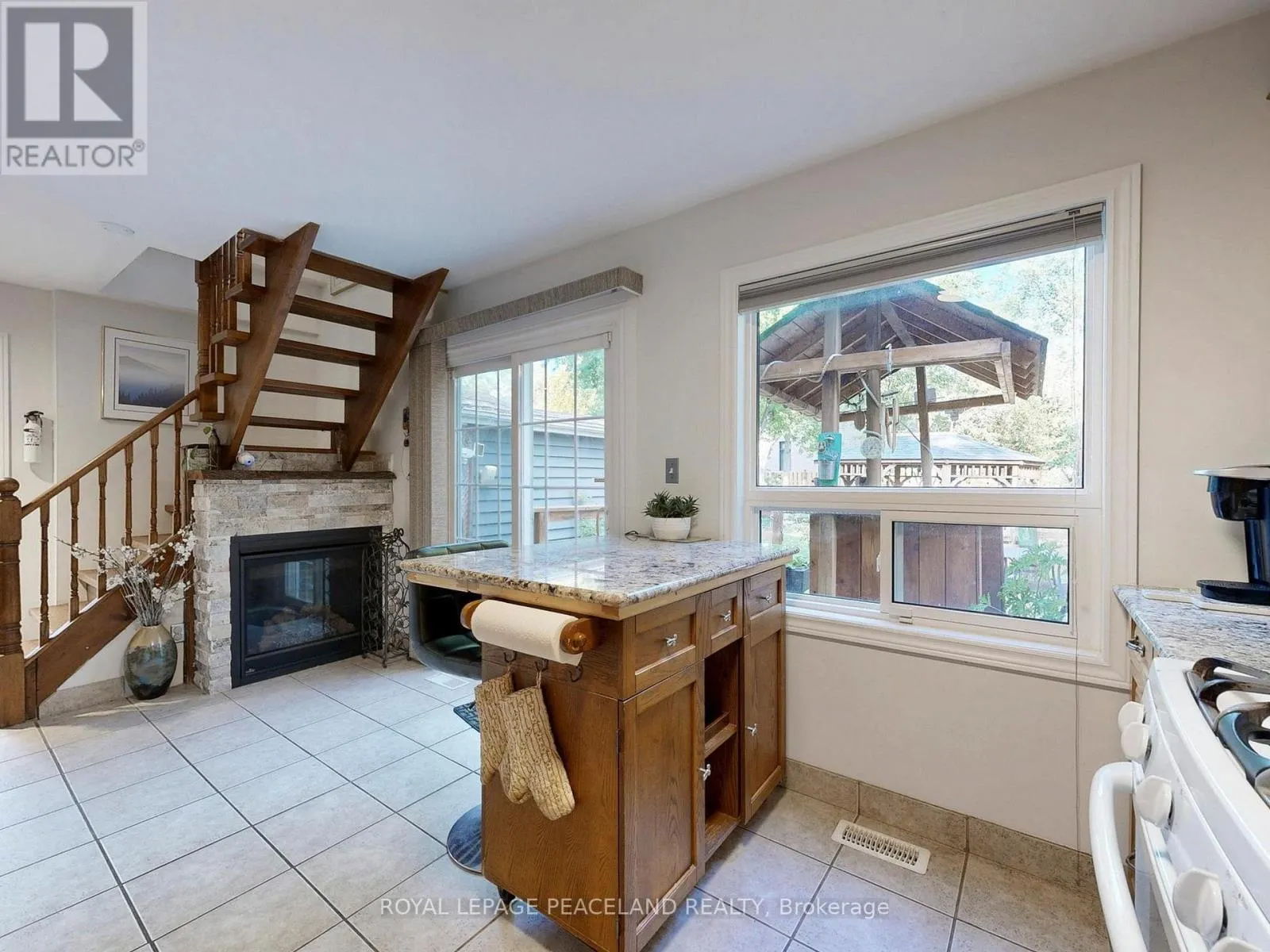 139 SCARBORO CRESCENT