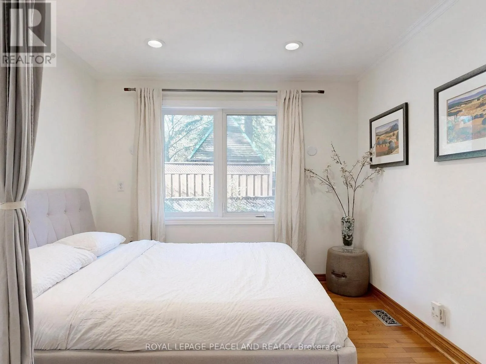 139 SCARBORO CRESCENT