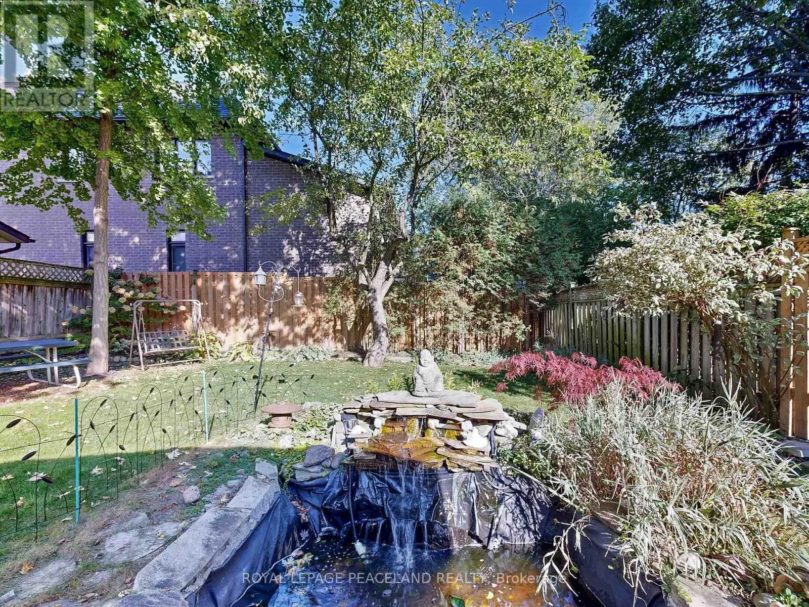 139 SCARBORO CRESCENT
