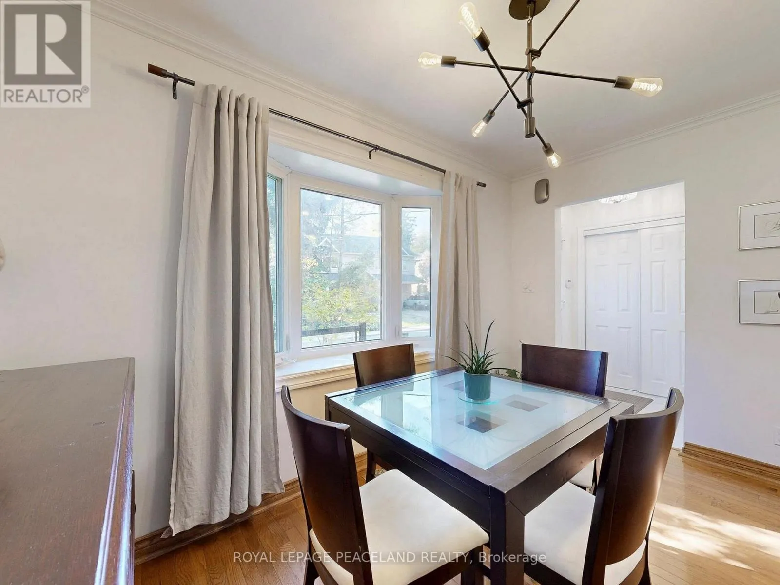 139 SCARBORO CRESCENT
