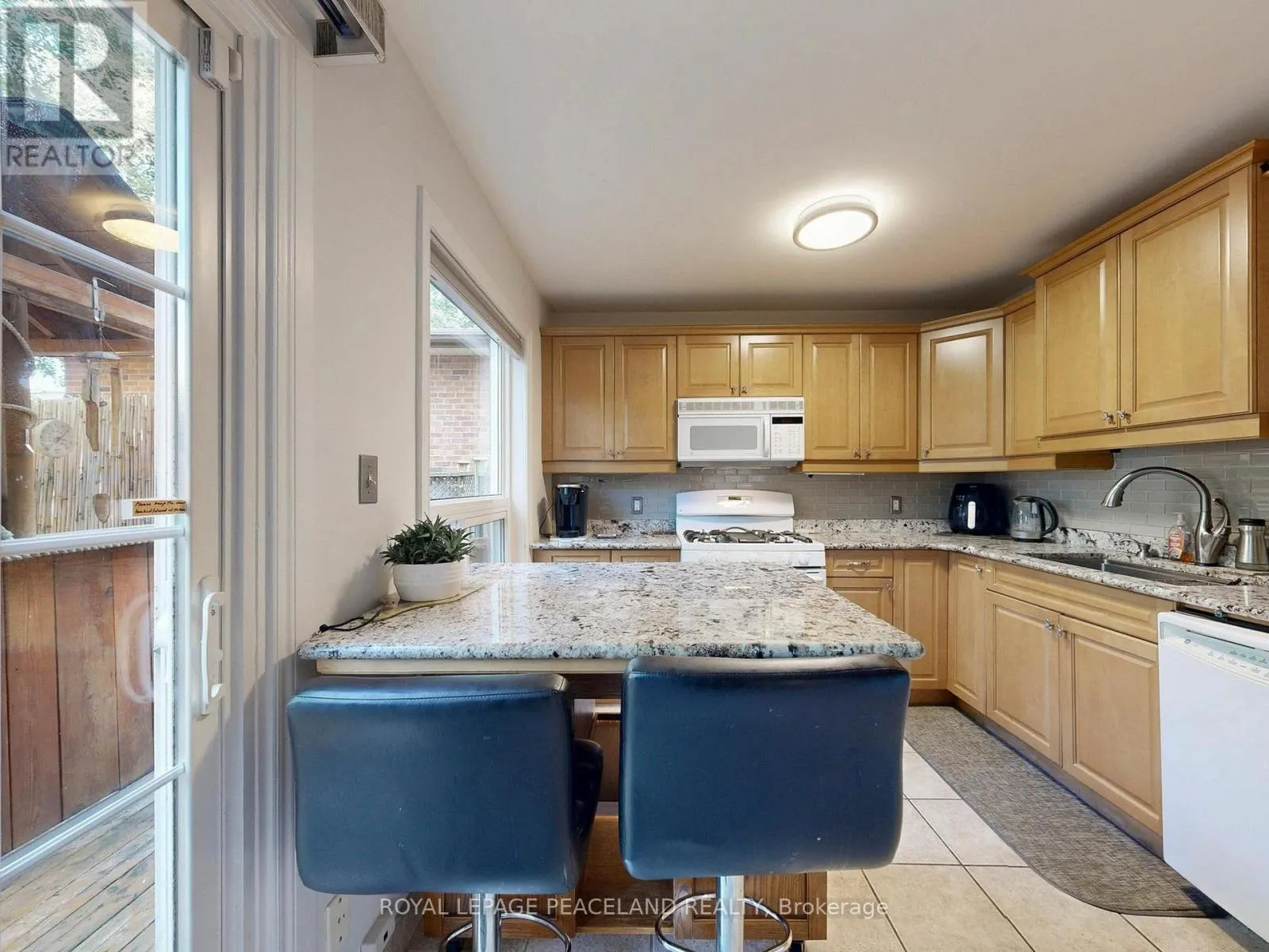 139 SCARBORO CRESCENT