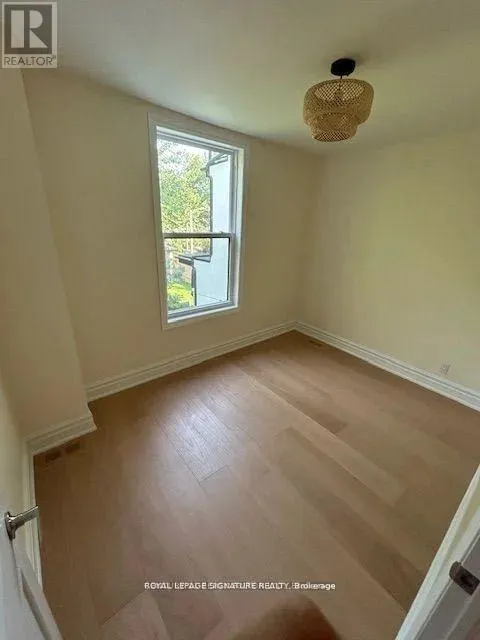 UPPER - 163 HAMPTON AVENUE