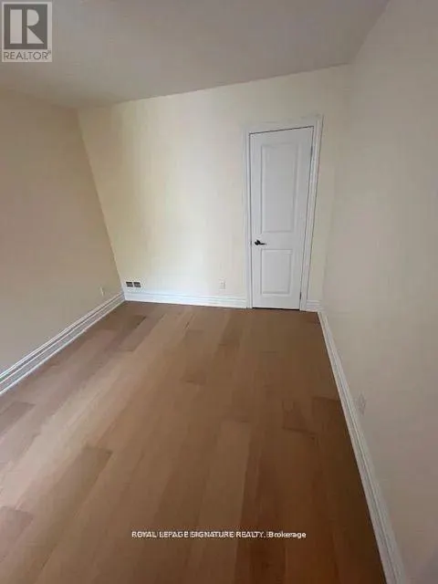 UPPER - 163 HAMPTON AVENUE