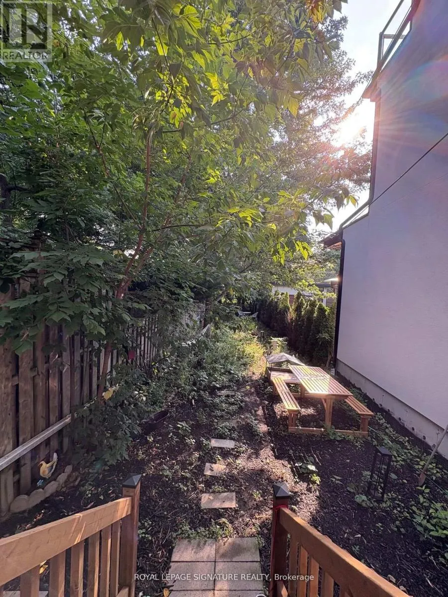 UPPER - 163 HAMPTON AVENUE