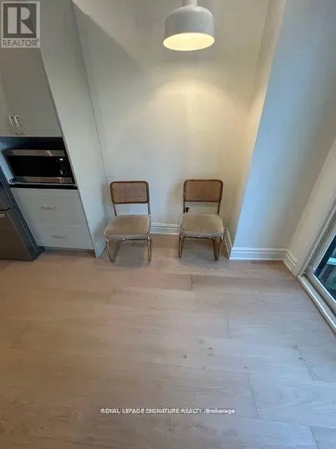 UPPER - 163 HAMPTON AVENUE