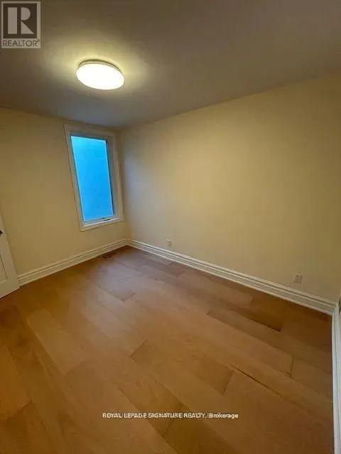 UPPER - 163 HAMPTON AVENUE