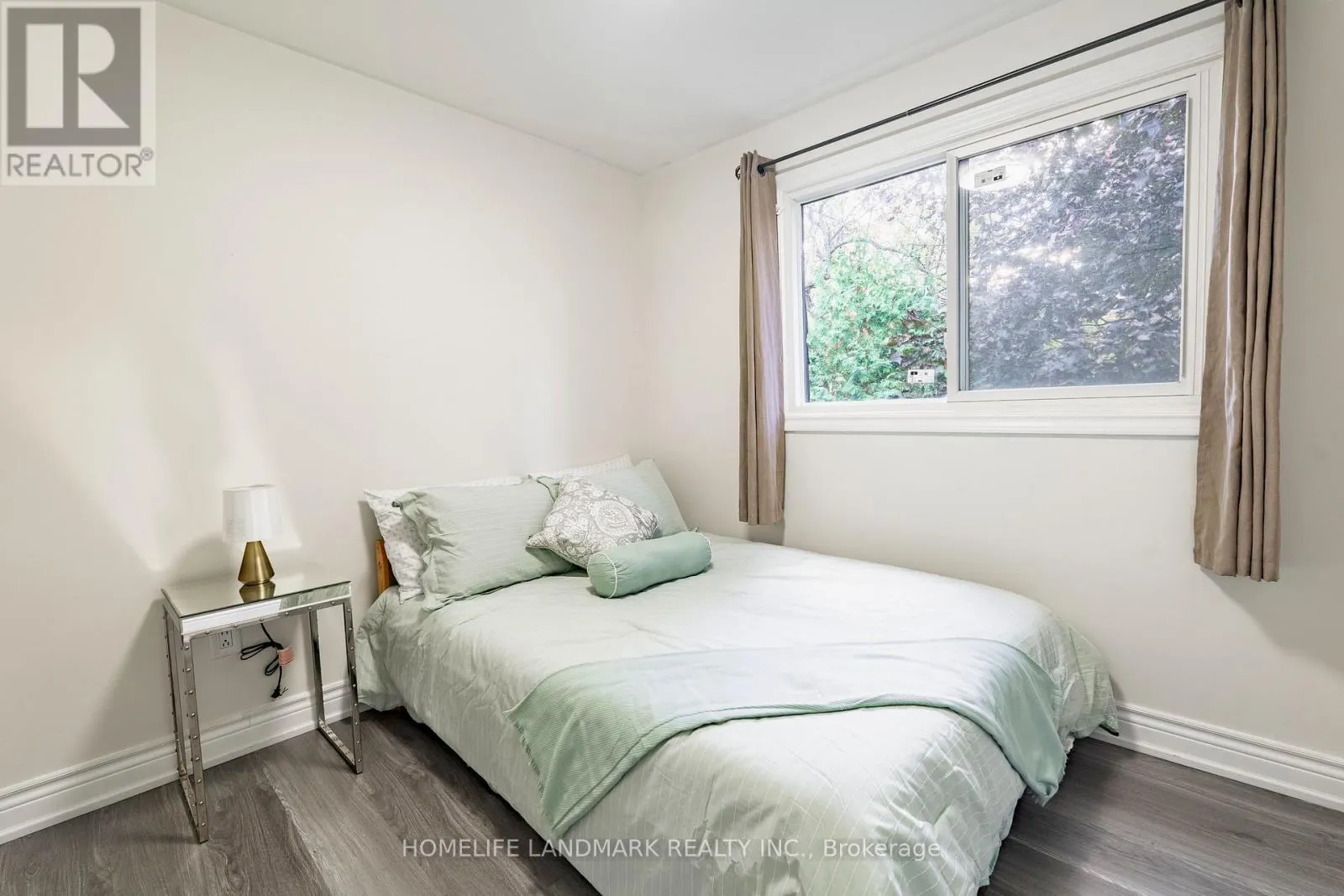 314 SPRUCEWOOD COURT
