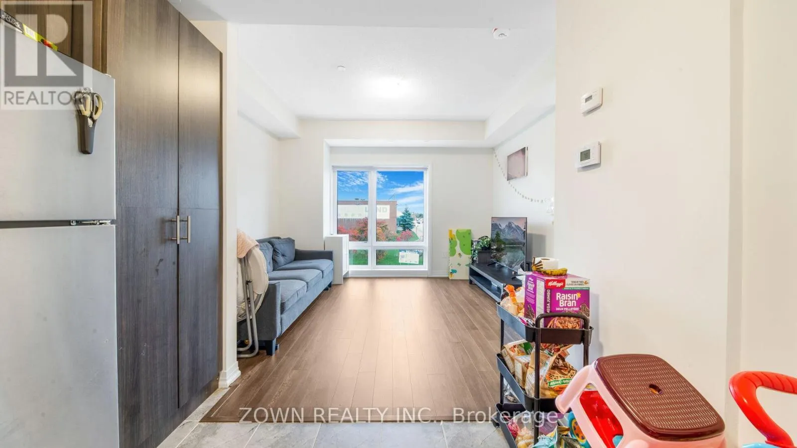 43 - 30 LIBEN WAY