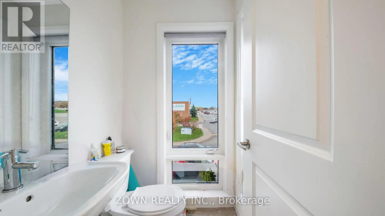 43 - 30 LIBEN WAY