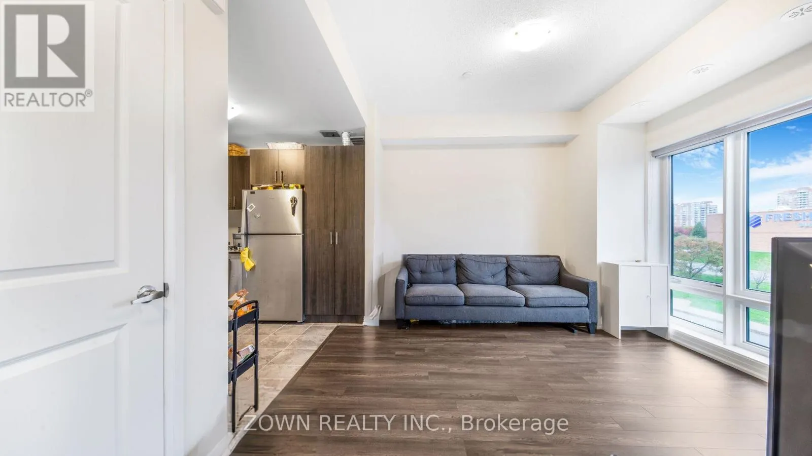43 - 30 LIBEN WAY