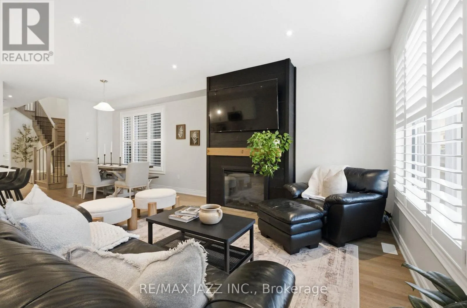127 LAING DRIVE