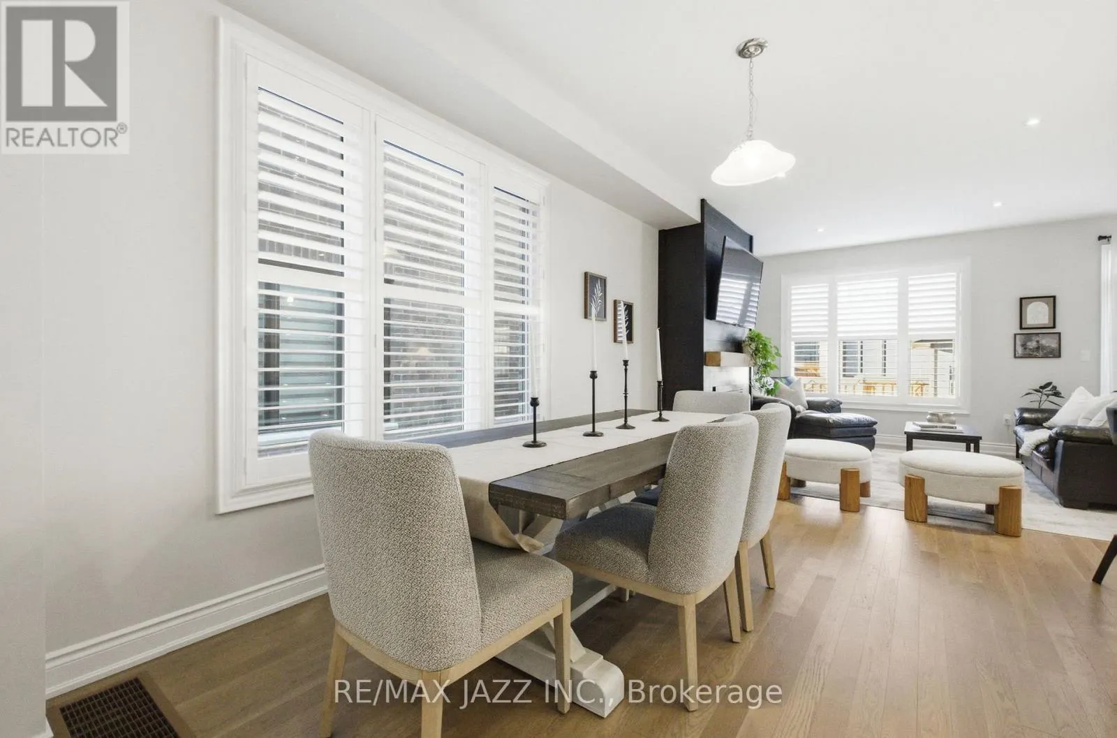 127 LAING DRIVE