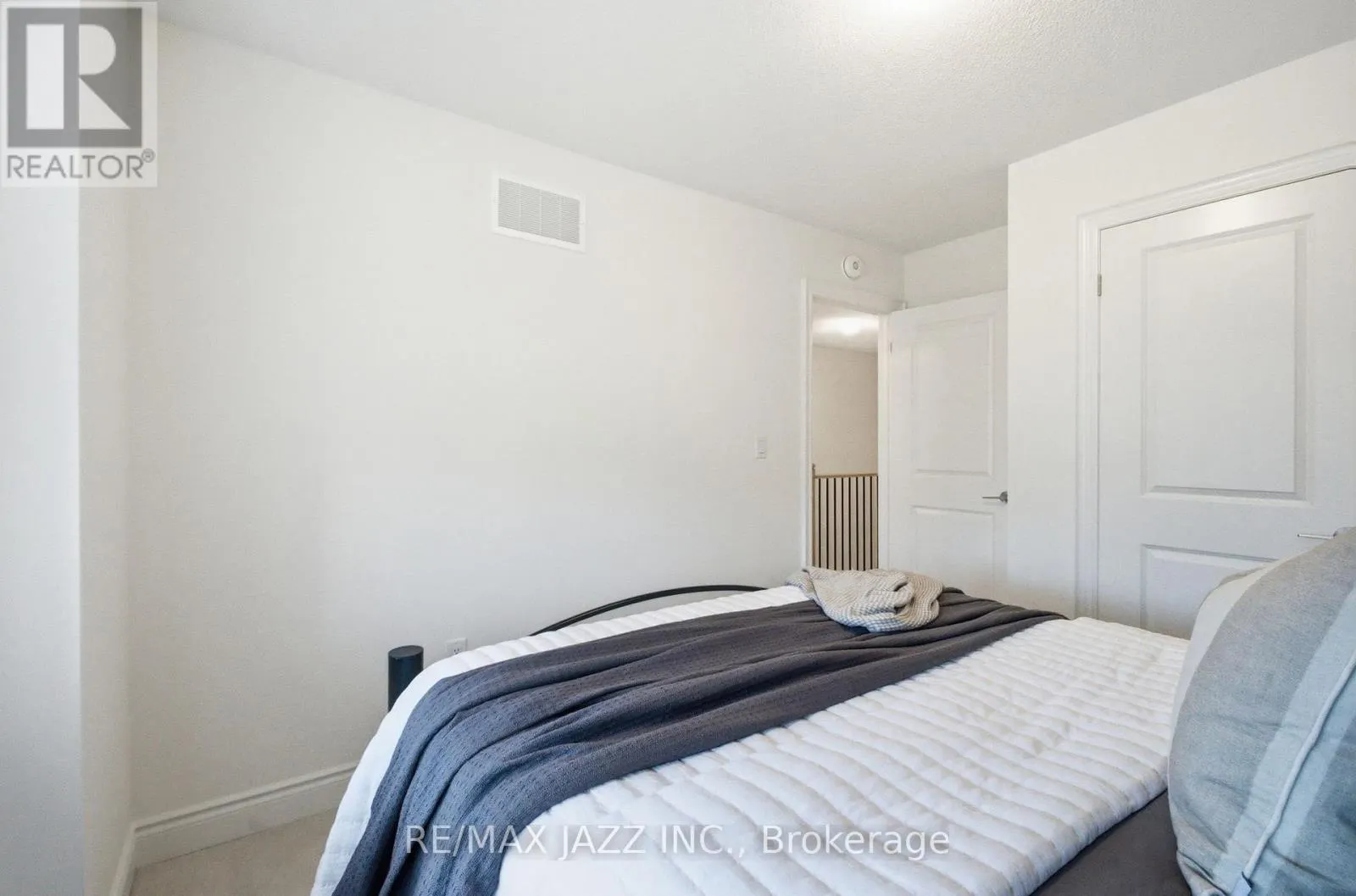 127 LAING DRIVE