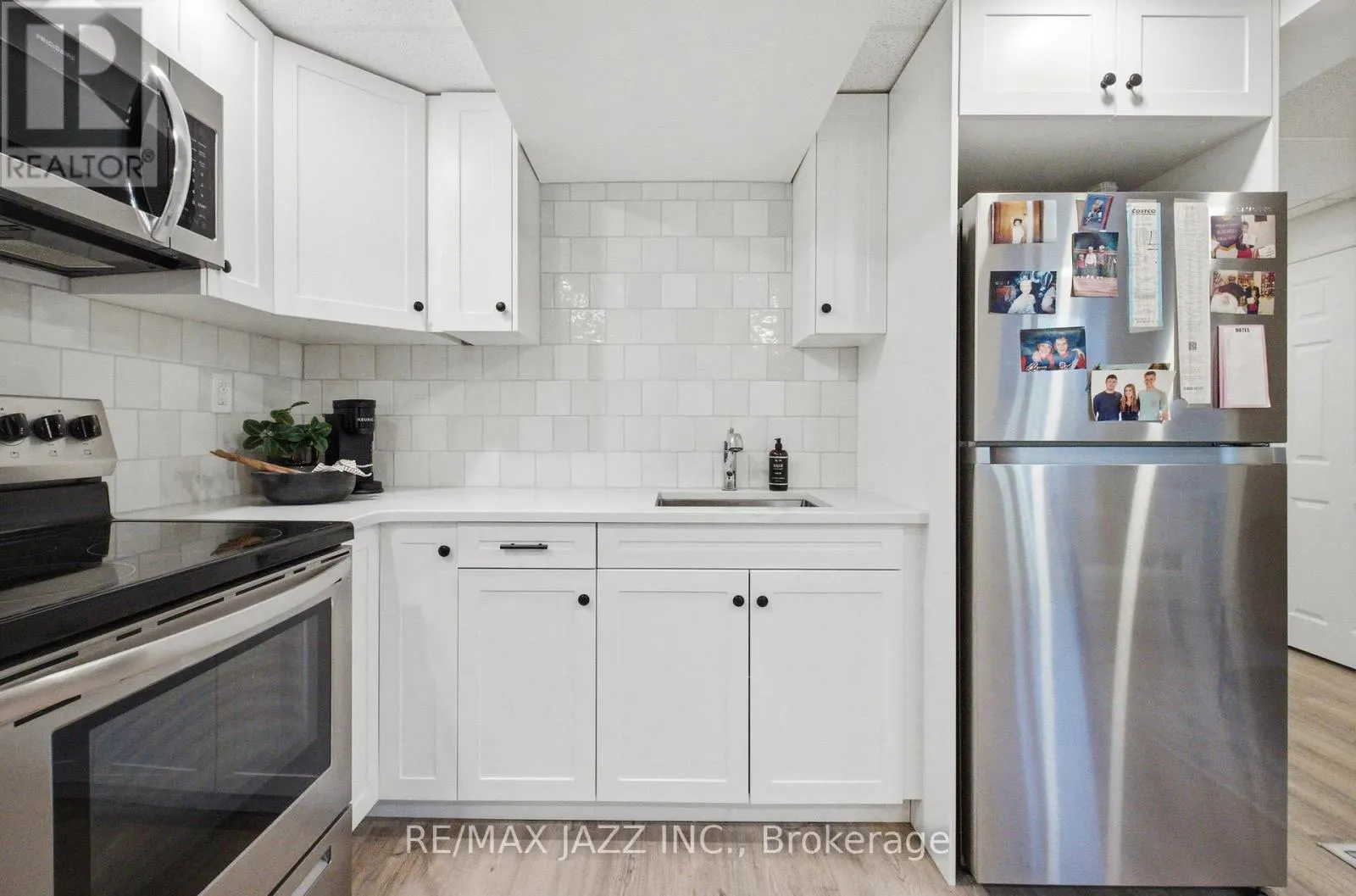 127 LAING DRIVE