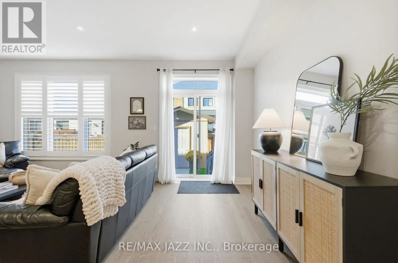 127 LAING DRIVE