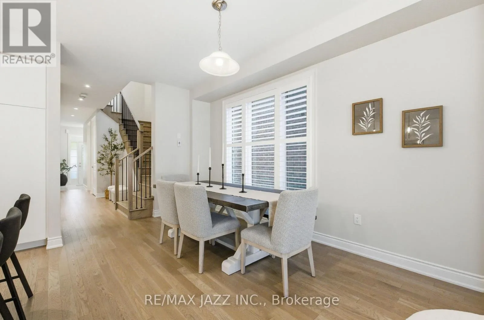 127 LAING DRIVE