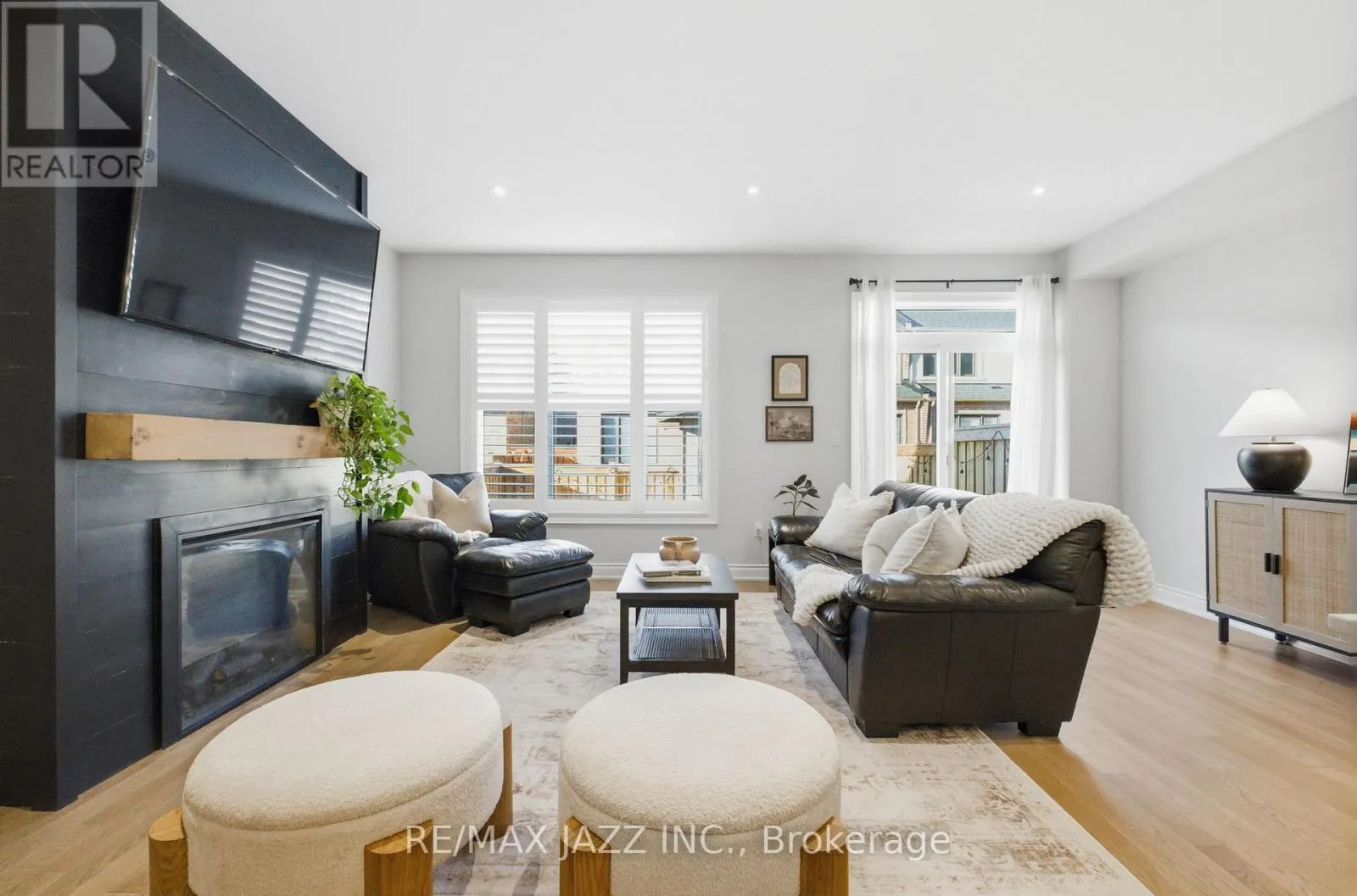127 LAING DRIVE
