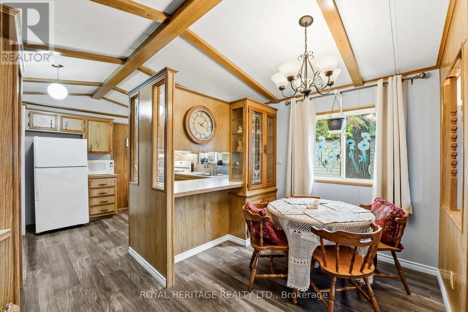 6 - 330 KING STREET E, #6