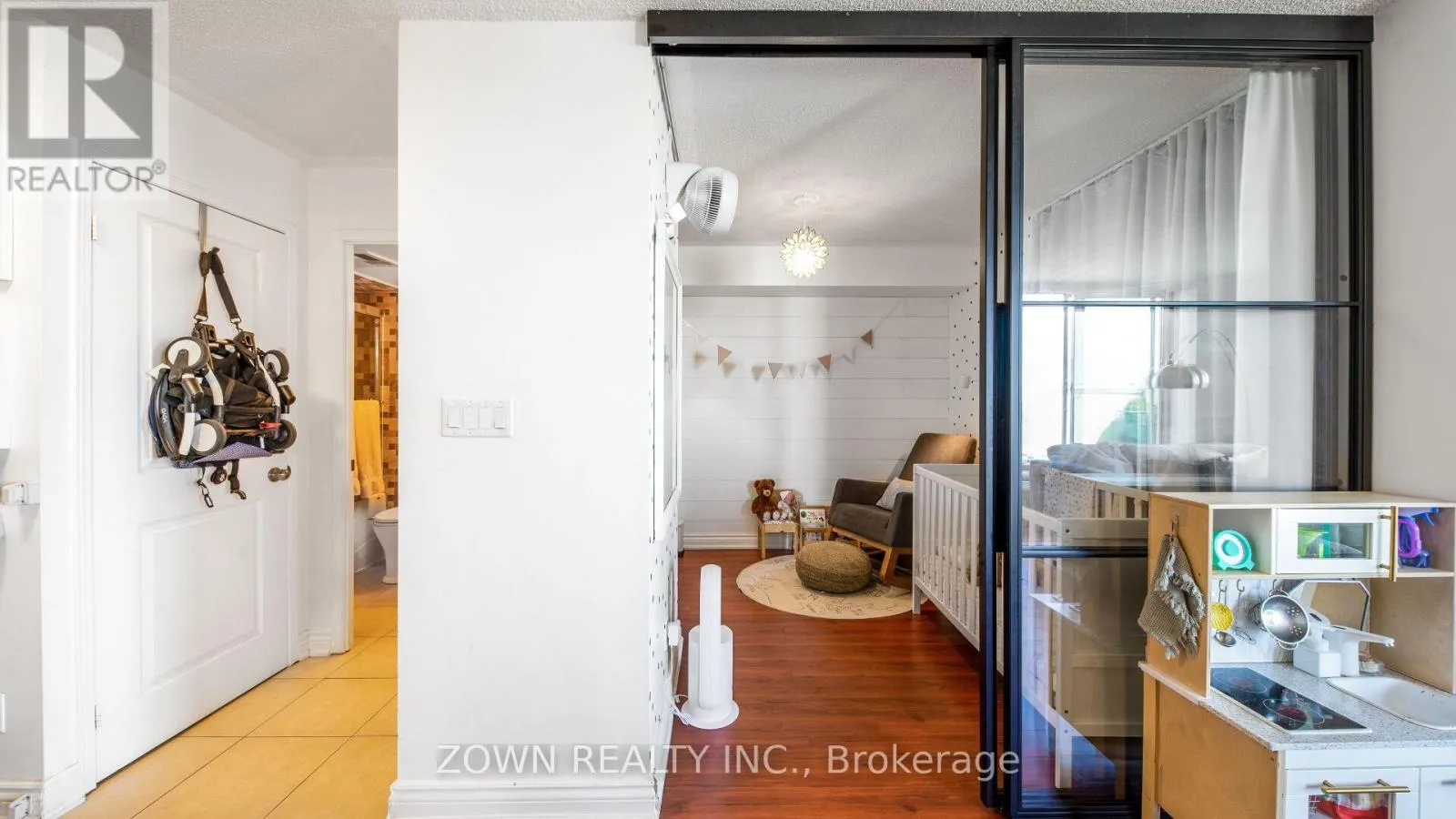 LPHI - 6 ROSEBANK DRIVE