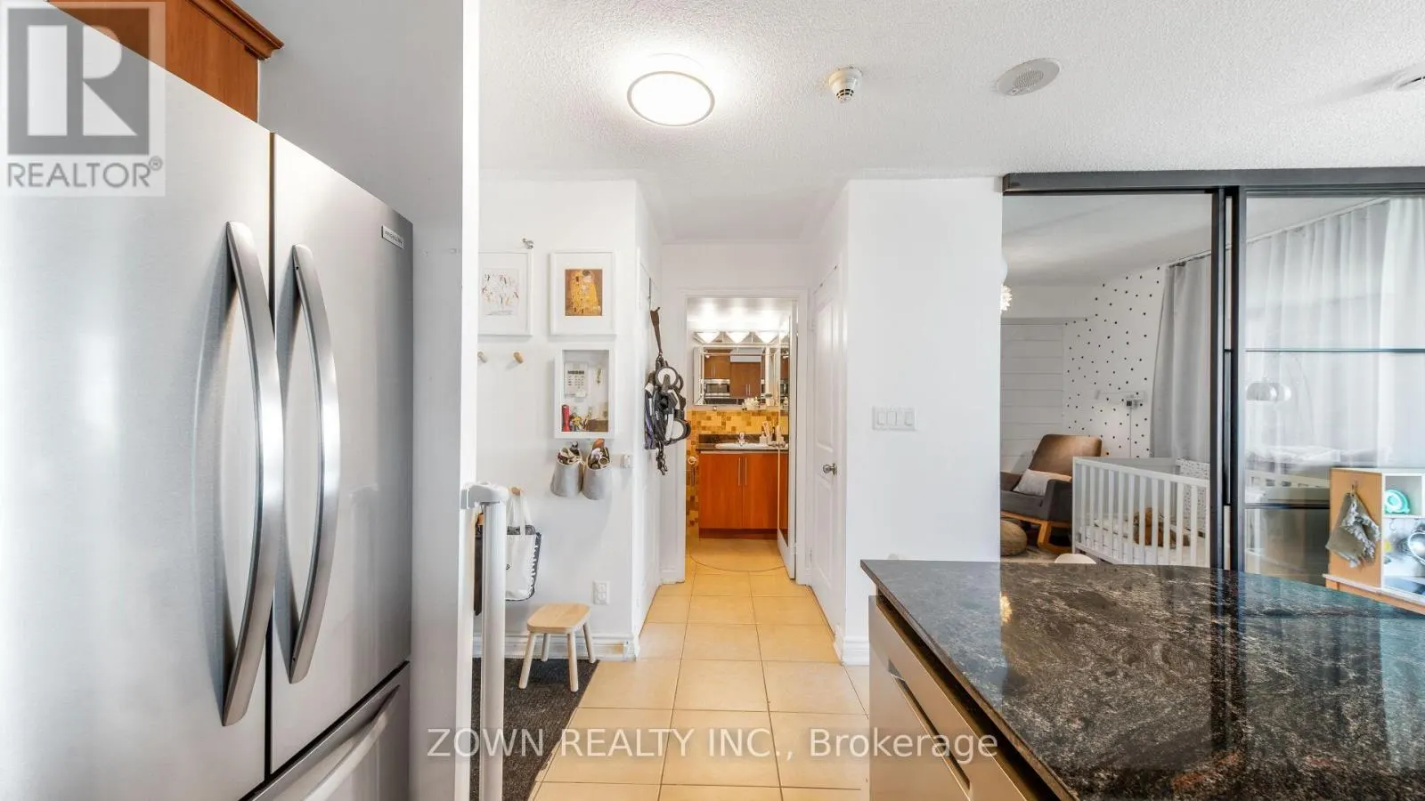 LPHI - 6 ROSEBANK DRIVE