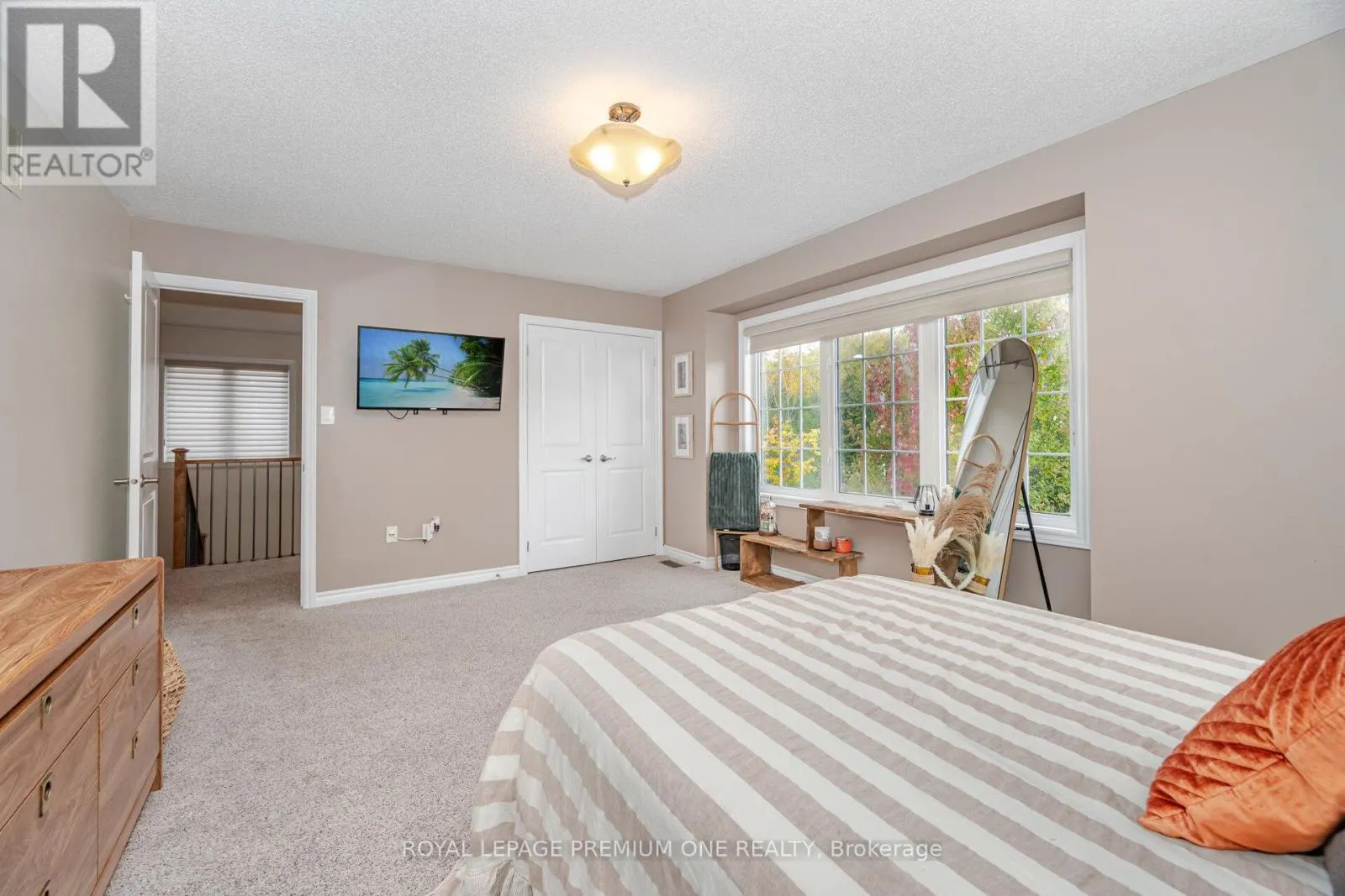 1271 ALDSWORTH CRESCENT