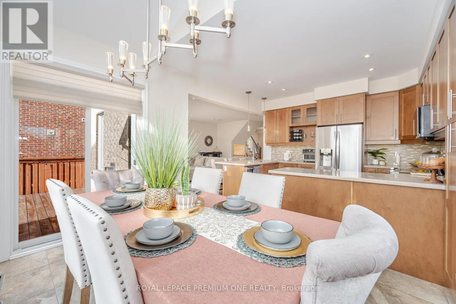 1271 ALDSWORTH CRESCENT