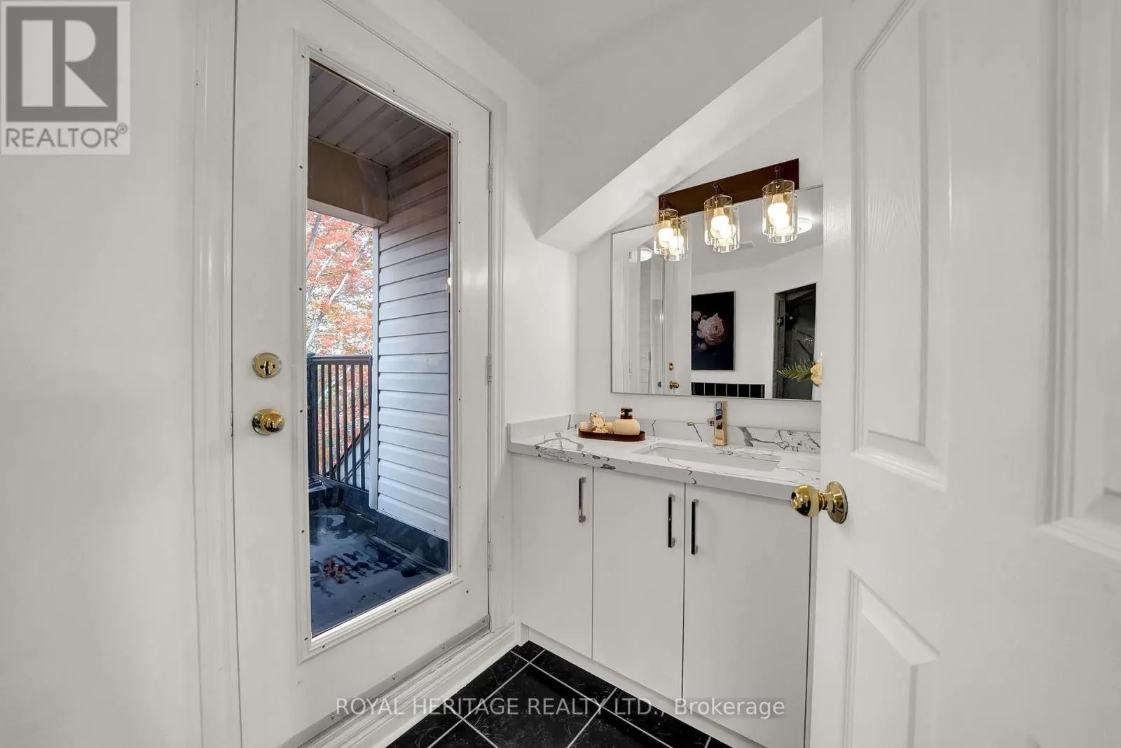 38 - 1330 ALTONA ROAD, #38