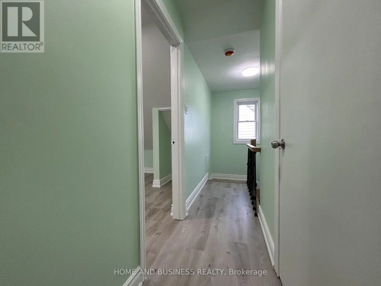 35 MACK AVENUE