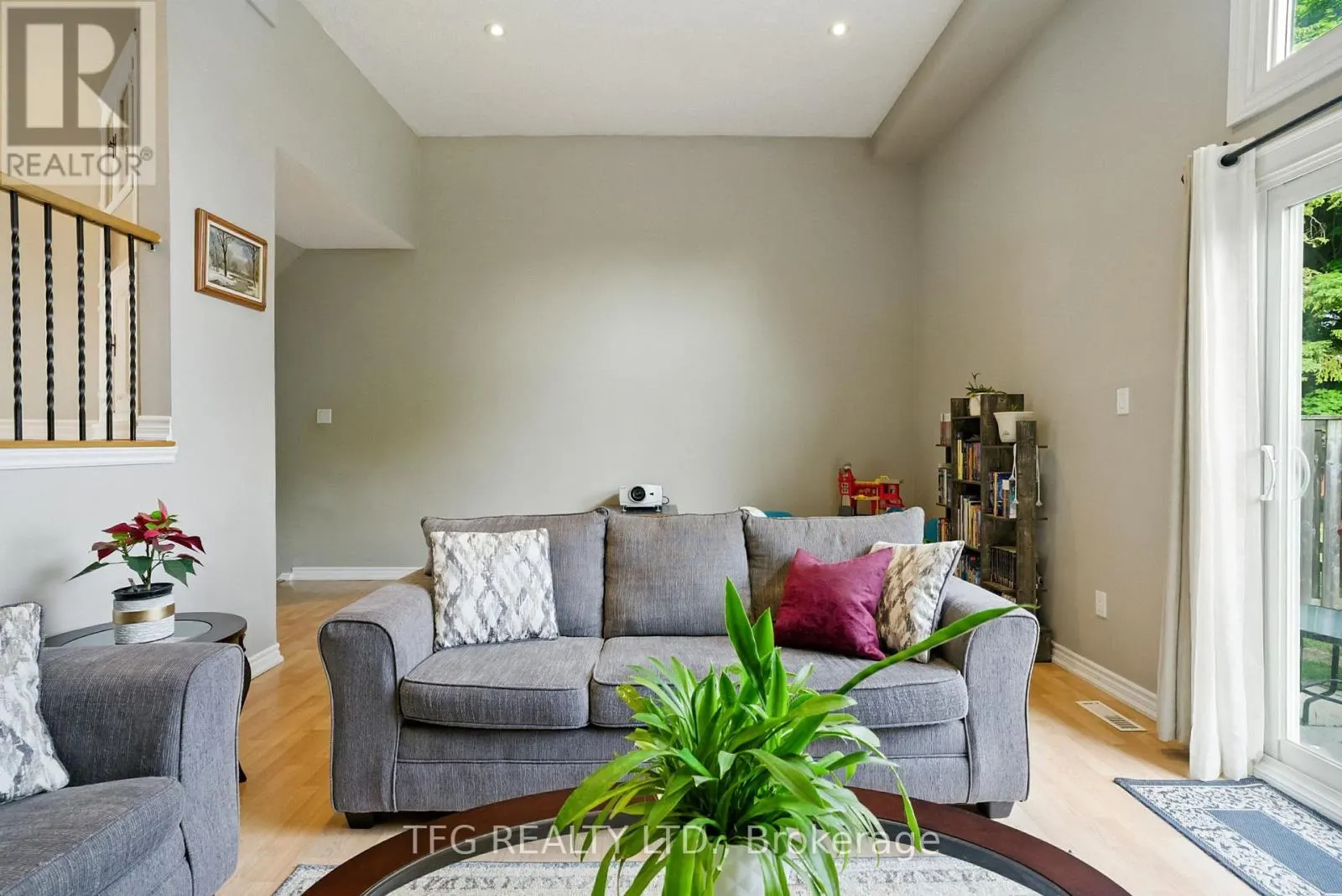 45 - 222 PEARSON STREET, #45