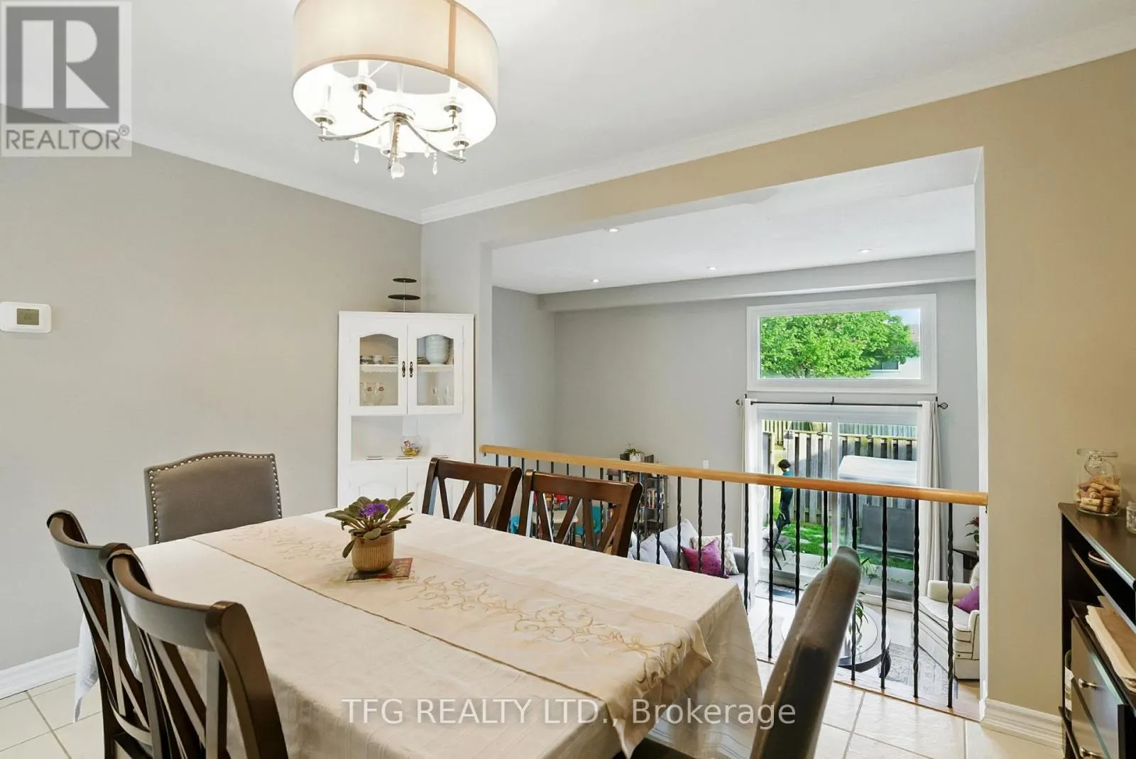 45 - 222 PEARSON STREET, #45