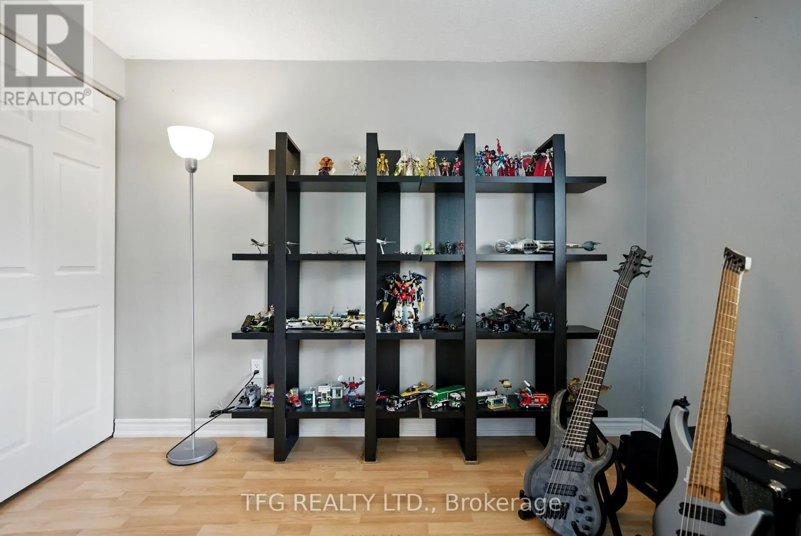 45 - 222 PEARSON STREET, #45