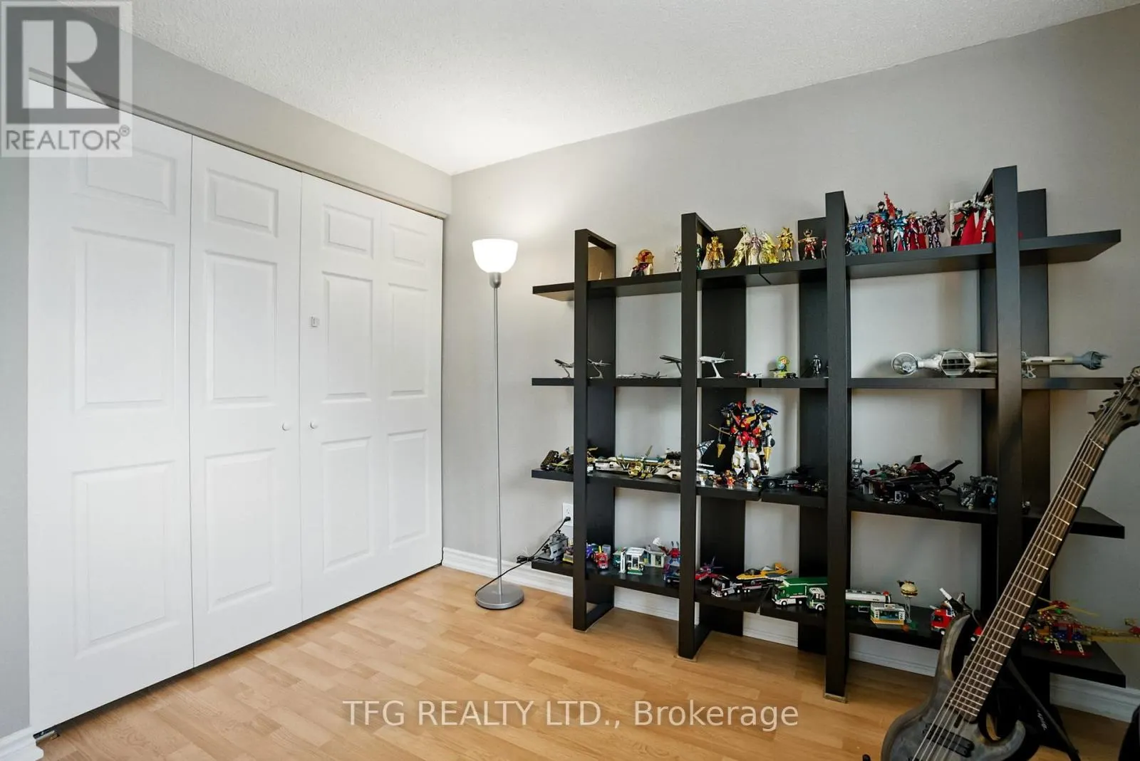 45 - 222 PEARSON STREET, #45
