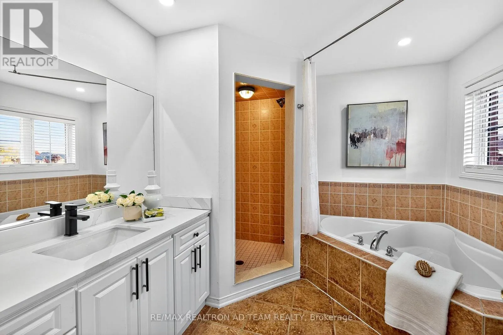 13 CARPENDALE CRESCENT