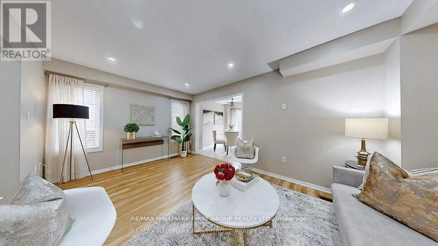 39 ROBIDEAU PLACE