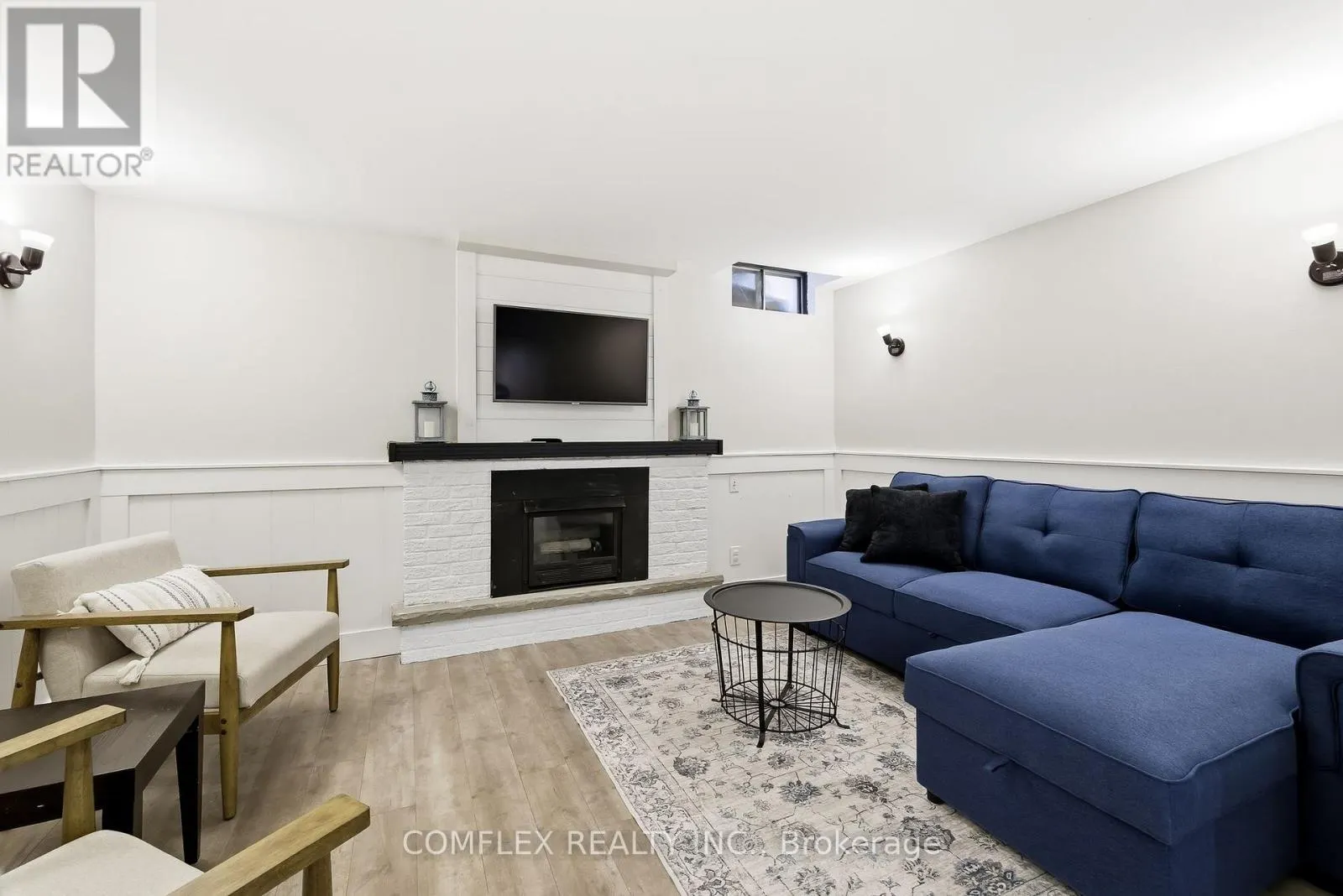 16 ORCHARD PARK DRIVE