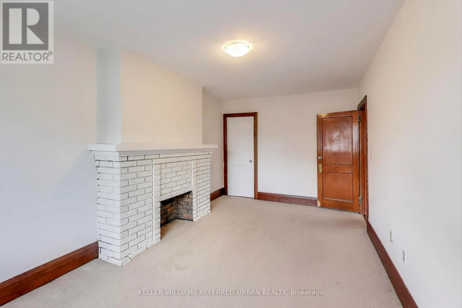 39 EASTWOOD ROAD