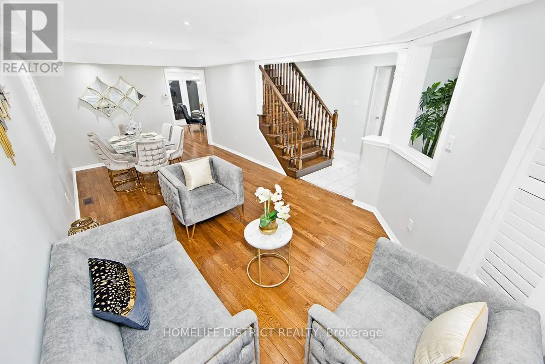 50 WELDRICK CRESCENT