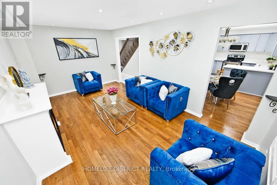 50 WELDRICK CRESCENT