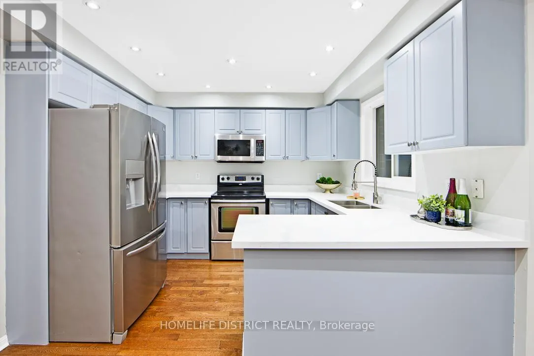 50 WELDRICK CRESCENT