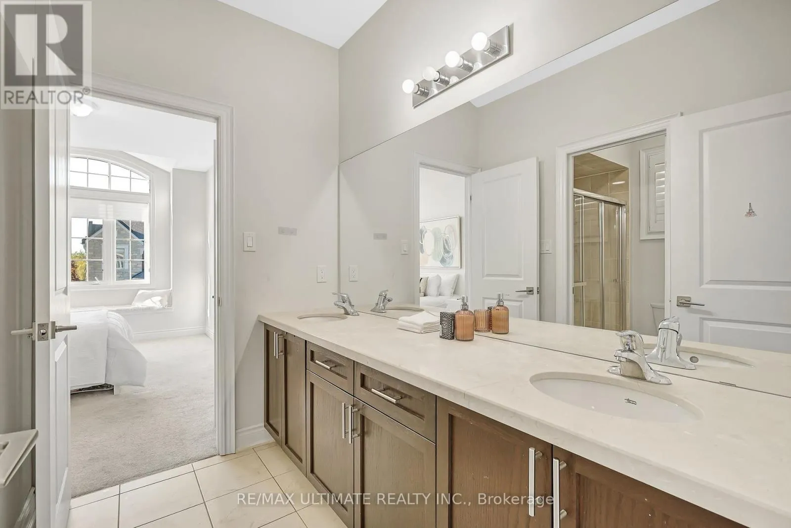 42 DONWOODS CRESCENT