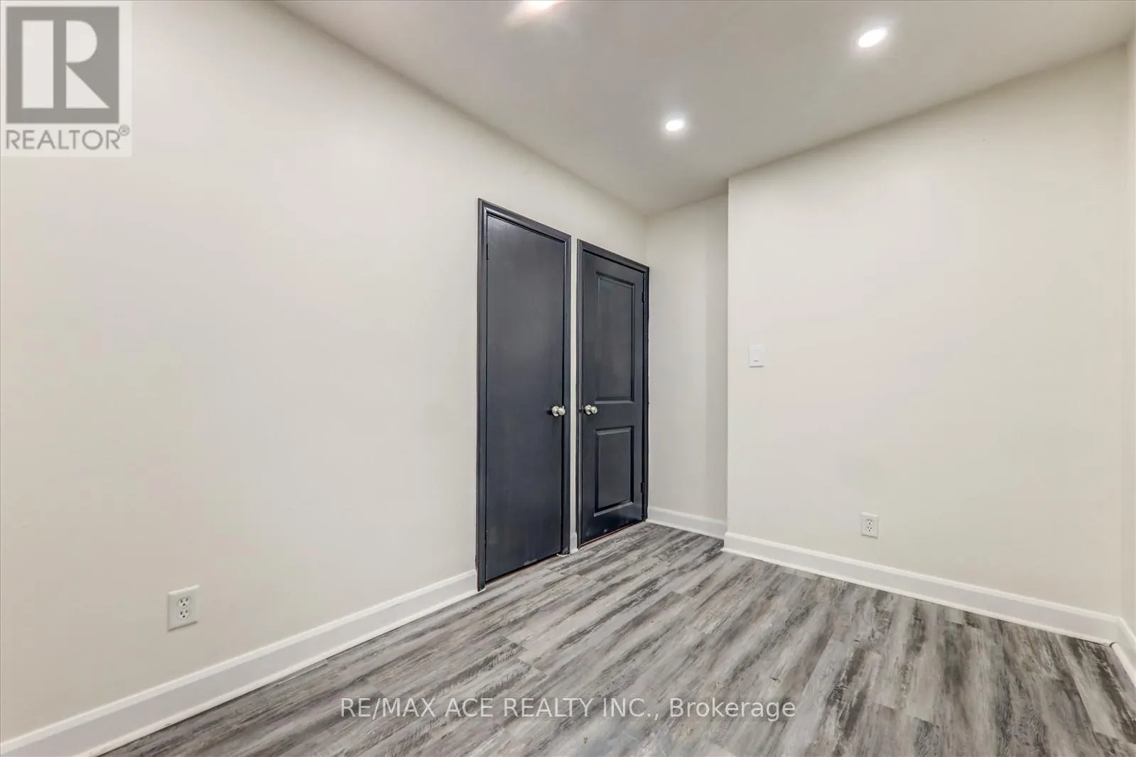 81 GRASSMERE AVENUE
