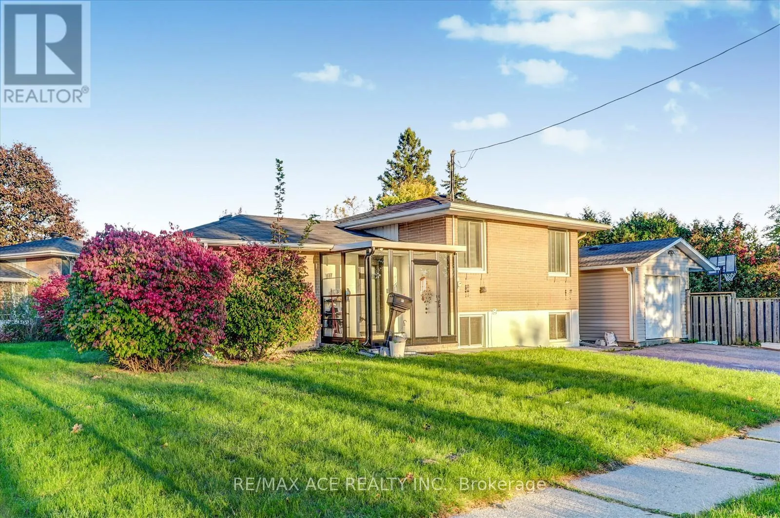 81 GRASSMERE AVENUE