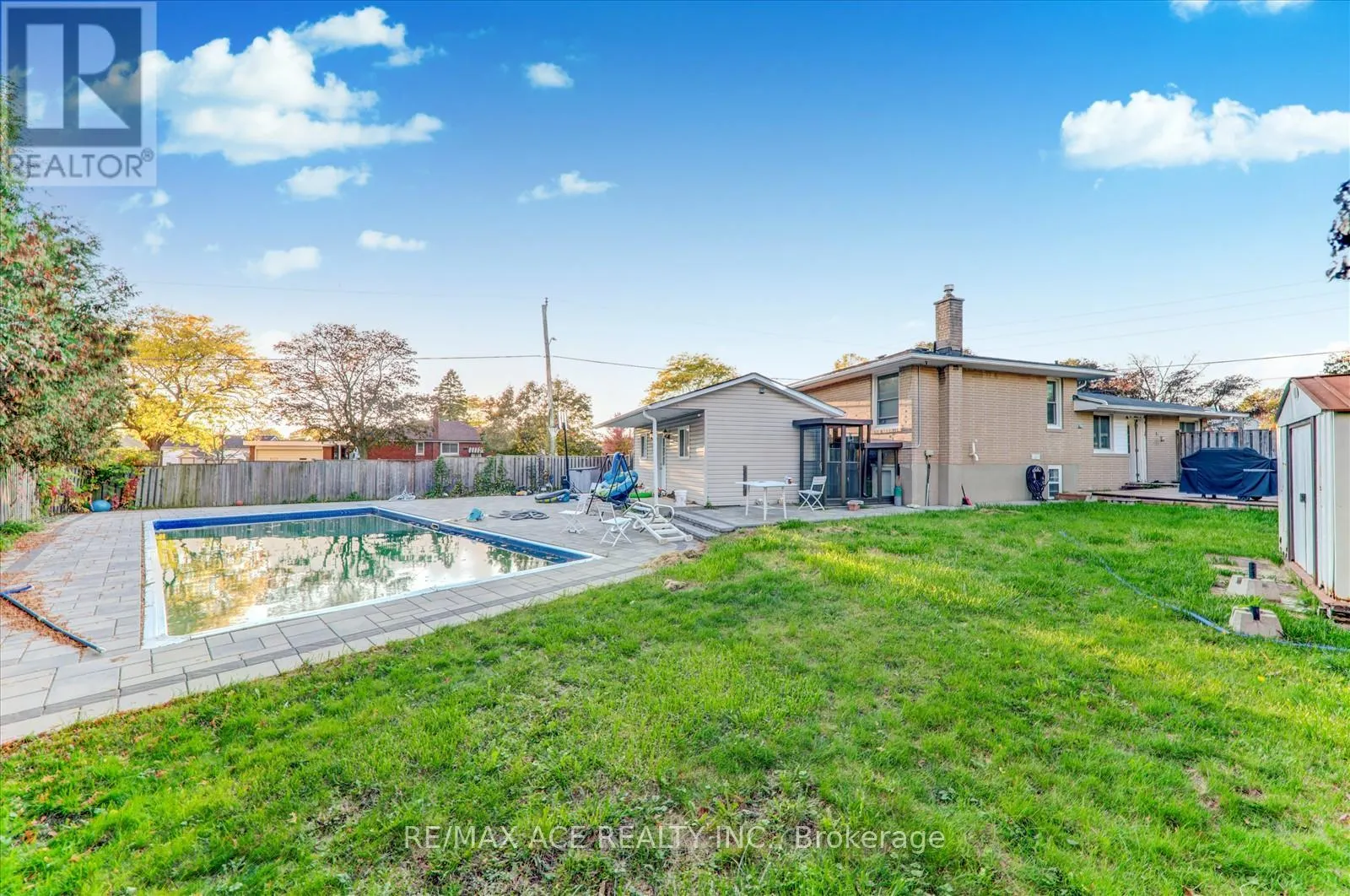 81 GRASSMERE AVENUE