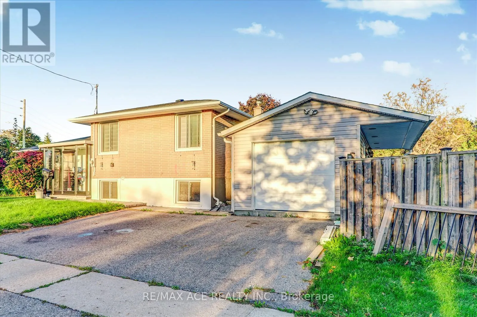 81 GRASSMERE AVENUE