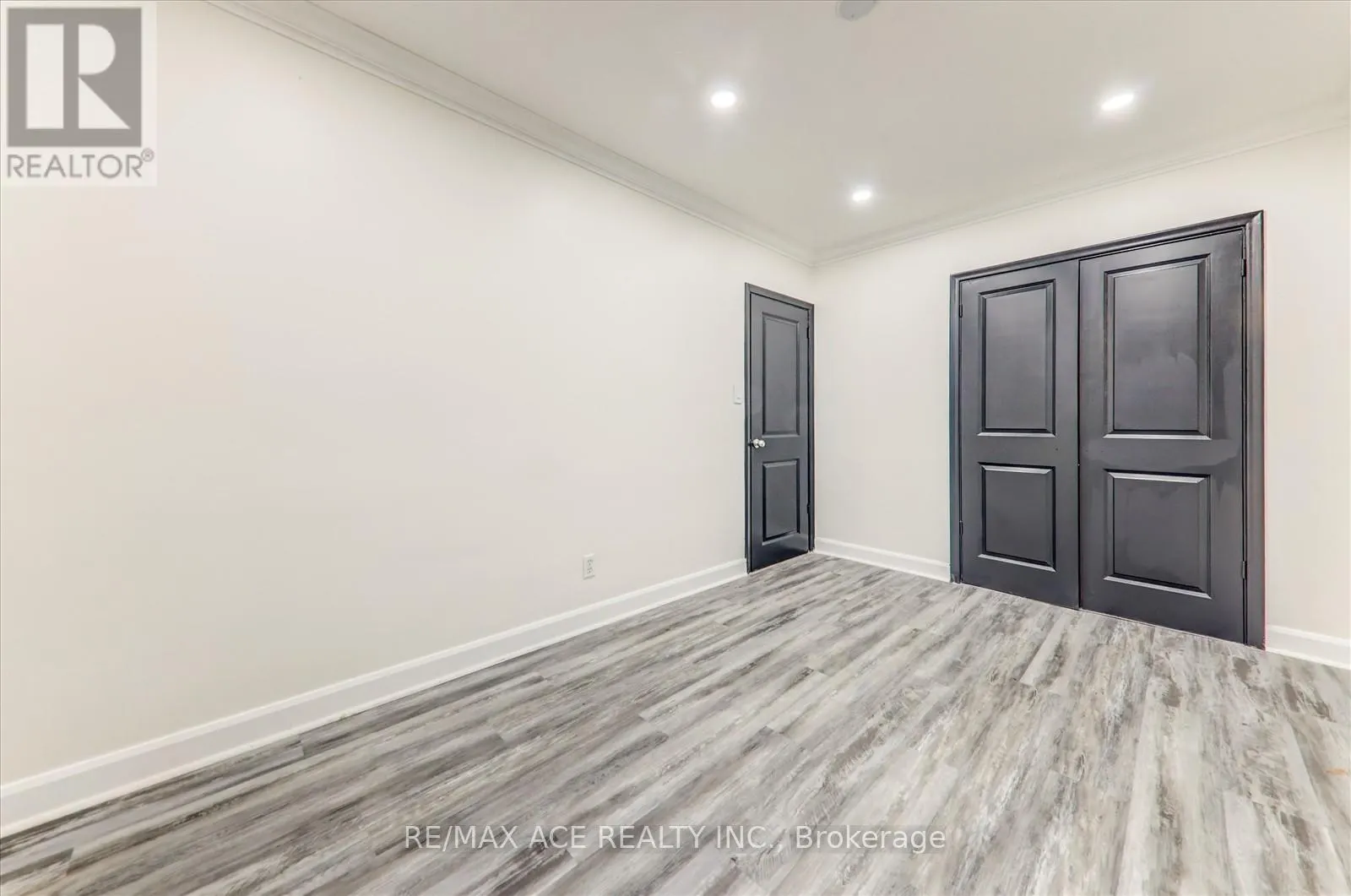 81 GRASSMERE AVENUE