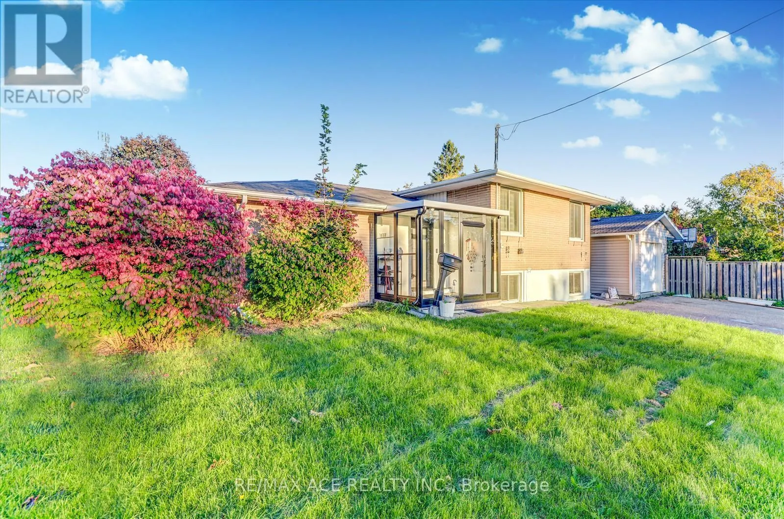 81 GRASSMERE AVENUE